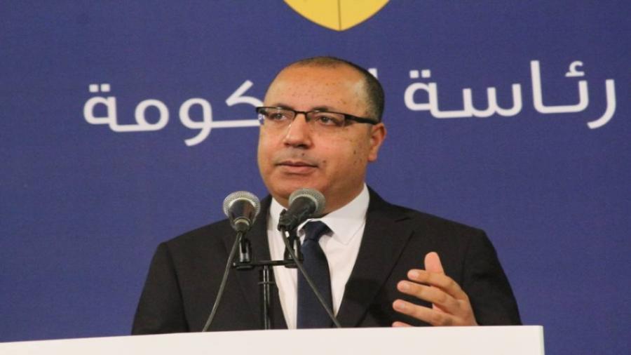 رئيس الوزراء التونسي يحسم الجدل بشأن العودة للحجر العام