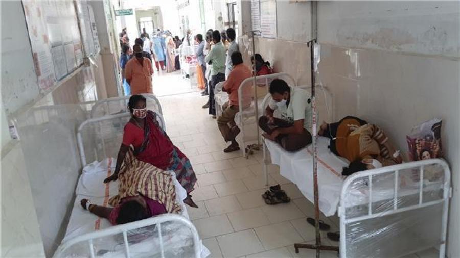 الهند: السلطات تحقق في مرض غامض يصيب المئات